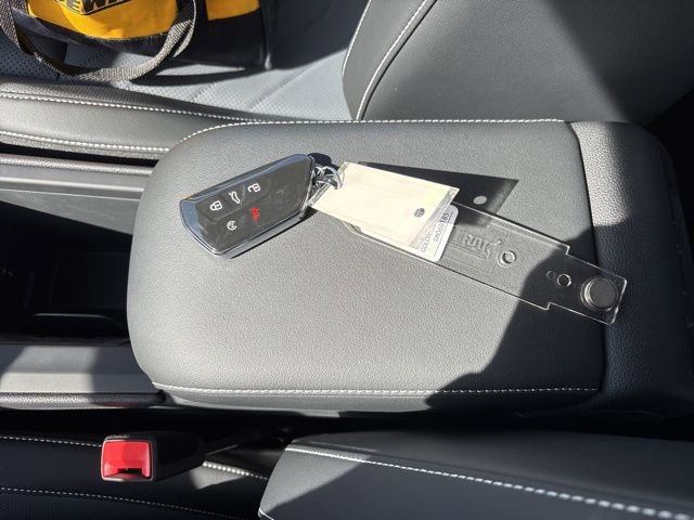 New 2025 Volkswagen Tiguan SE image 16