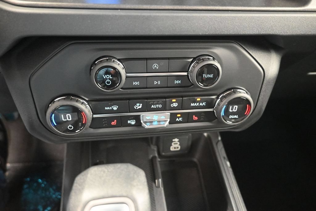 New 2026 Ford Bronco Big Bend AWD/4WD image 3
