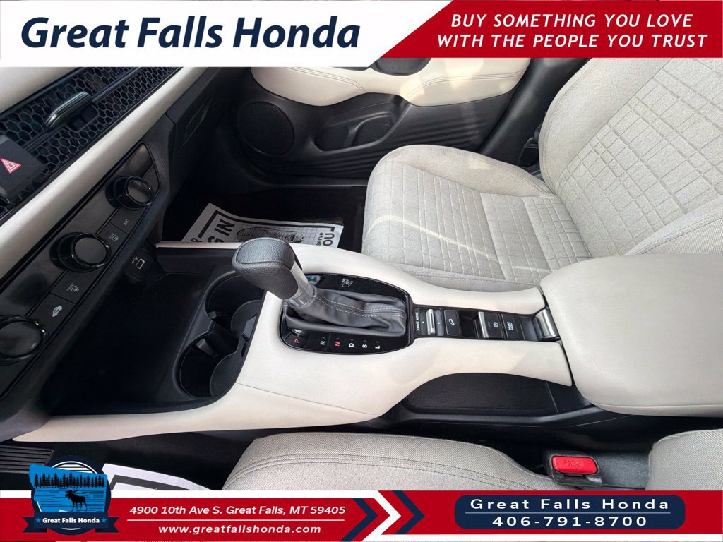 Used 2024 Honda HR-V LX image 16