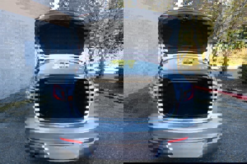 Used 2013 MAZDA MAZDA3 i SV w/ Convenience Pkg image 15