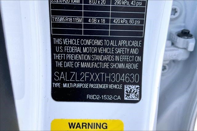 Used 2026 Land Rover Range Rover Evoque Dynamic SE image 11