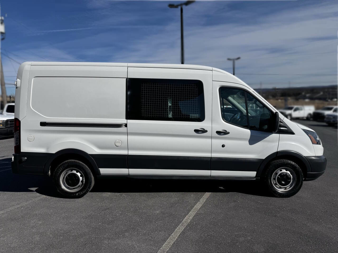 Used 2018 Ford Transit 350 148 Medium Roof RWD image 37