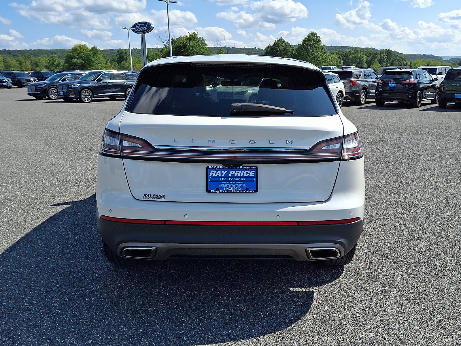Certified 2021 Lincoln Nautilus Reserve AWD/4WD image 6