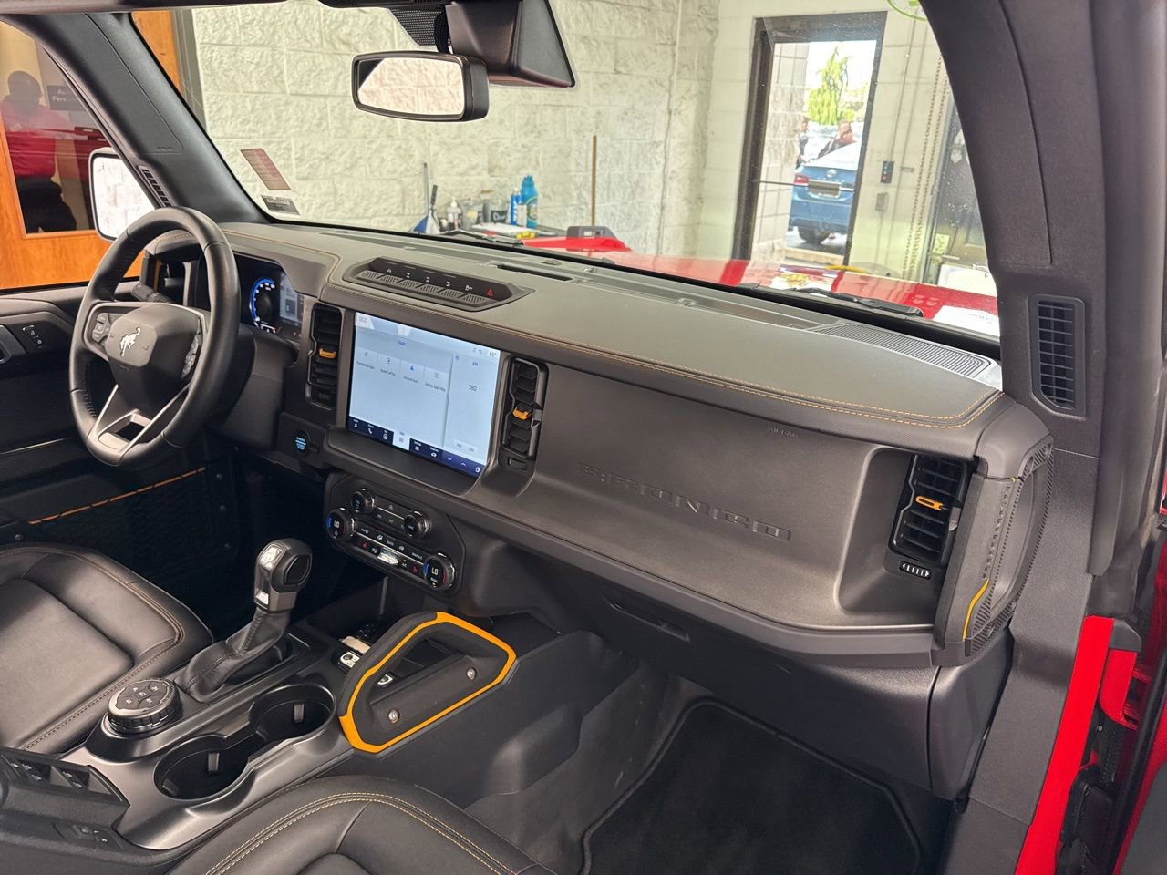 Used 2024 Ford Bronco Badlands w/ Sasquatch Package image 50