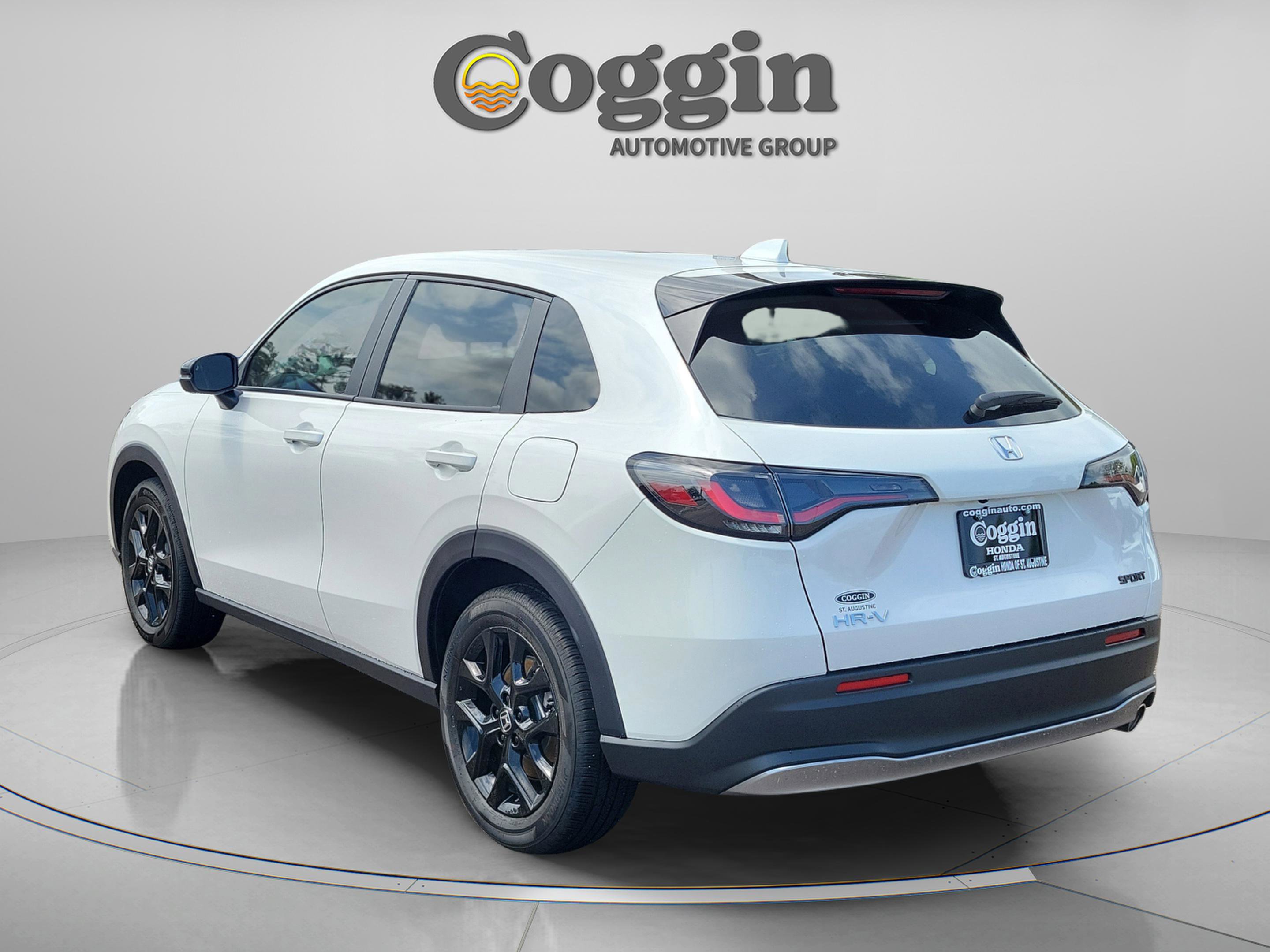 Used 2024 Honda HR-V Sport image 3