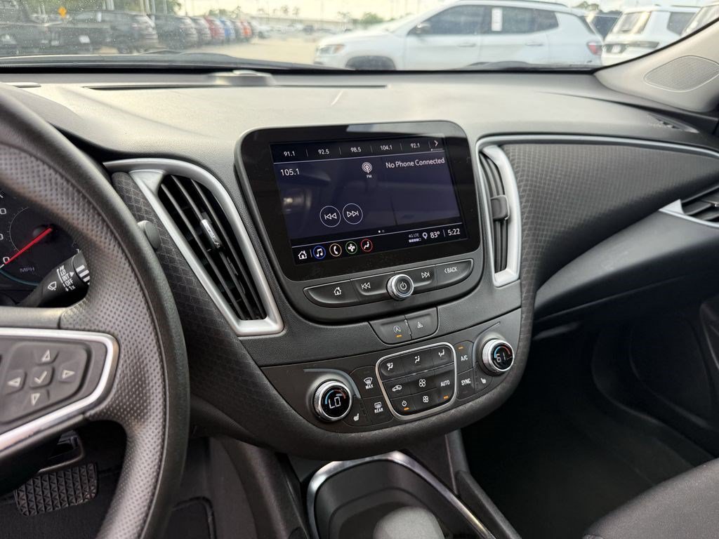 Used 2024 Chevrolet Malibu LT FWD image 19