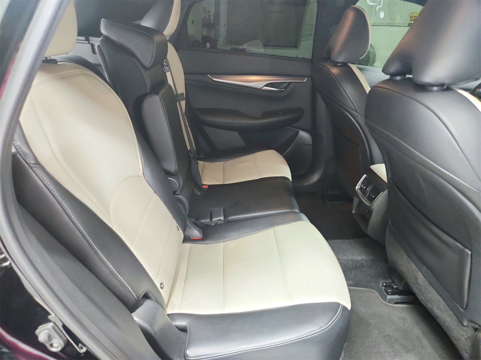 Used 2023 INFINITI QX55 Luxe w/ Cargo Package image 36