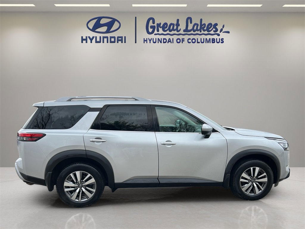 Used 2022 Nissan Pathfinder SL image 6