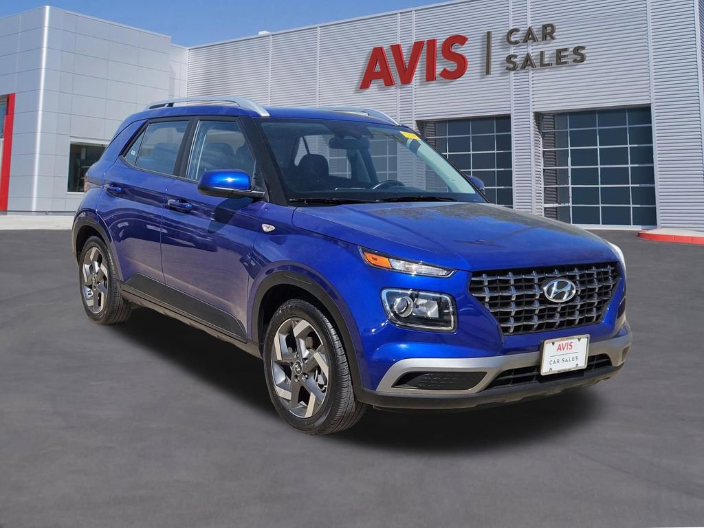 Used 2025 Hyundai Venue SEL image 9