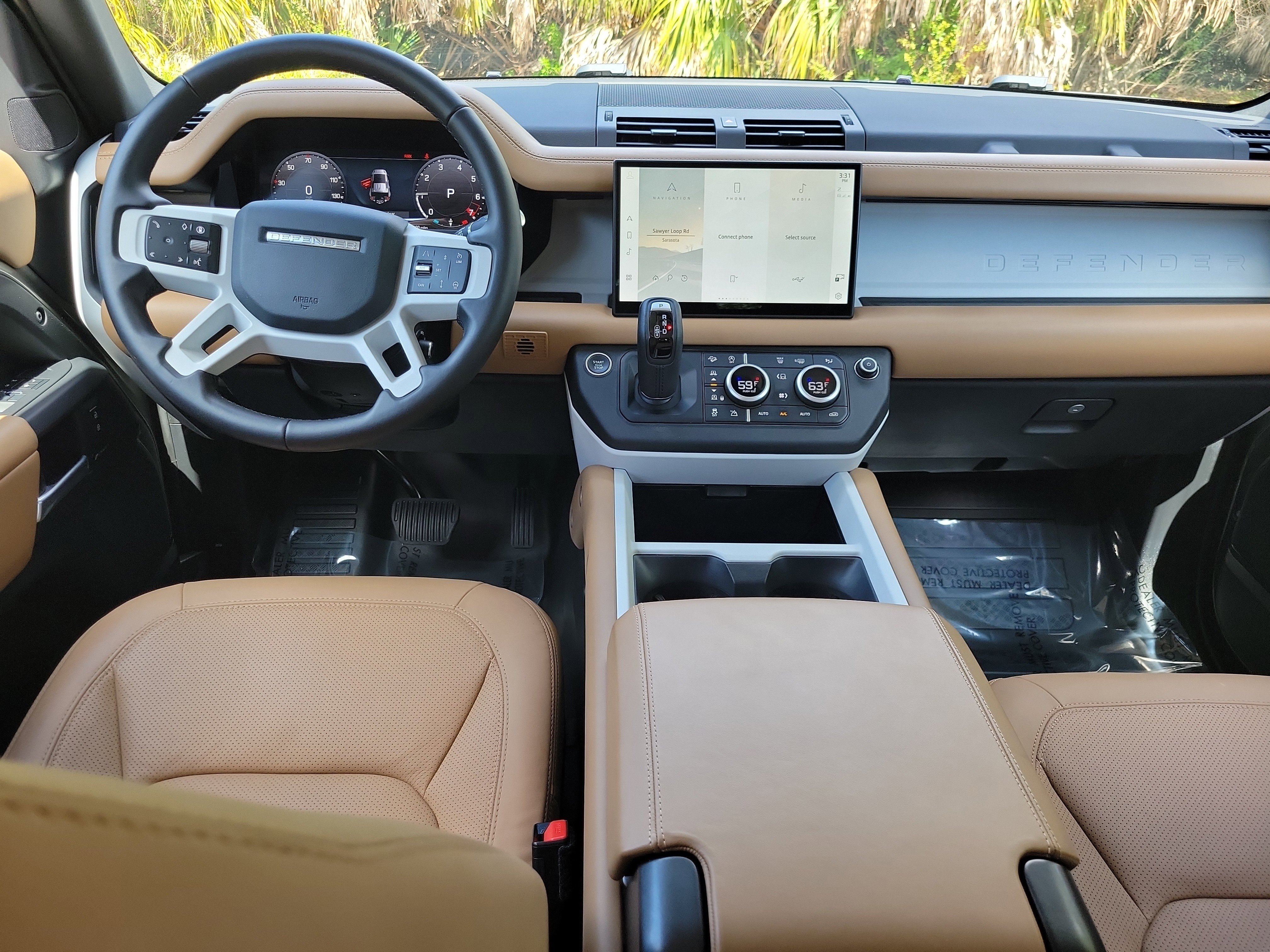 Used 2025 Land Rover Defender 110 S AWD/4WD image 13