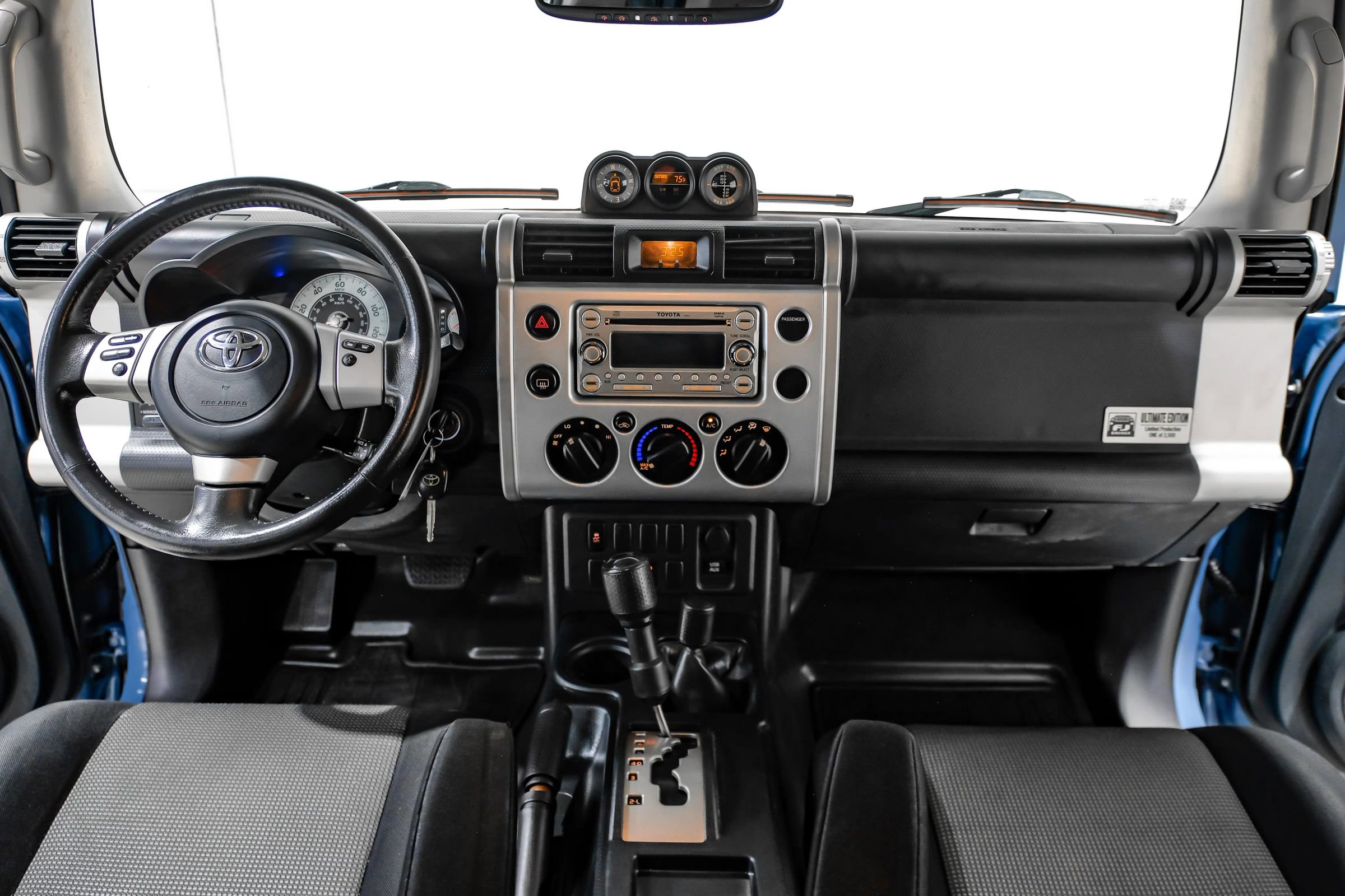 Used 2014 Toyota FJ Cruiser 4WD w/ Trail Teams Ultimate Edition image 20