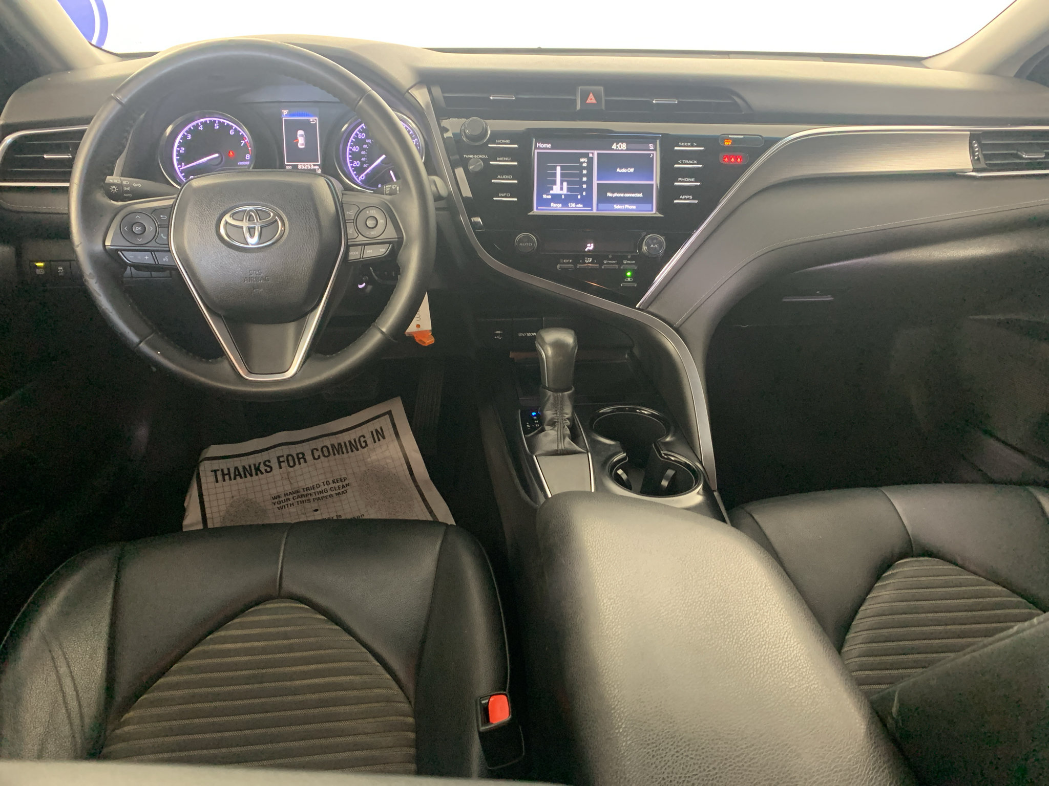 Used 2018 Toyota Camry SE FWD image 30
