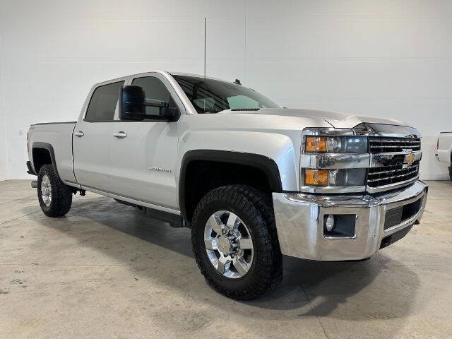 Used 2015 Chevrolet Silverado 2500 LTZ AWD/4WD image 5