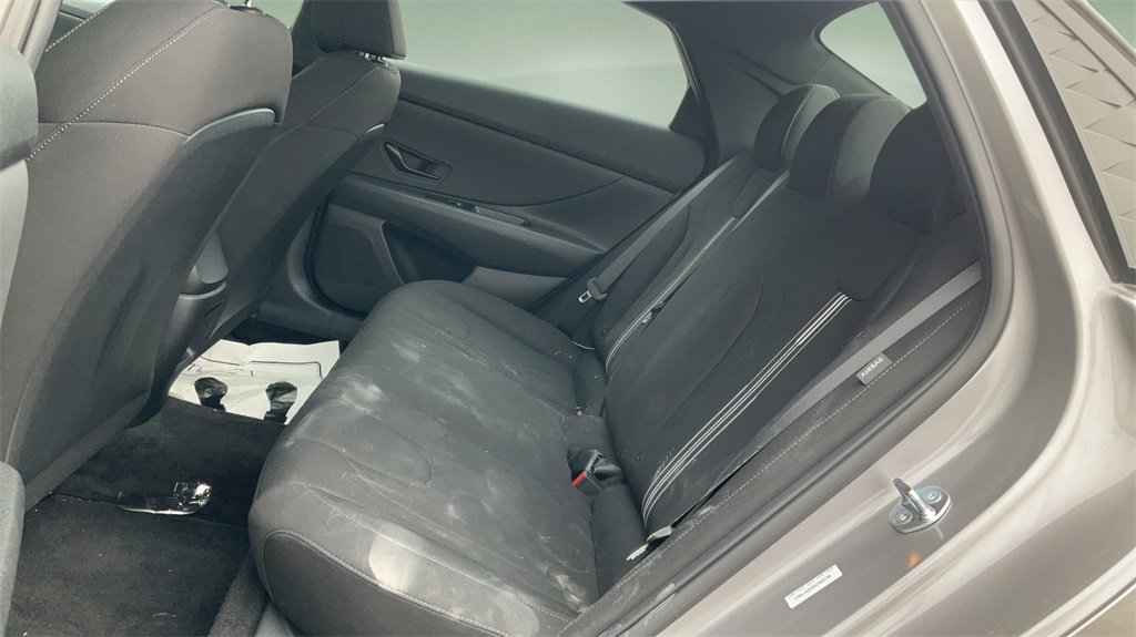 Certified 2025 Hyundai Elantra Sport image 12