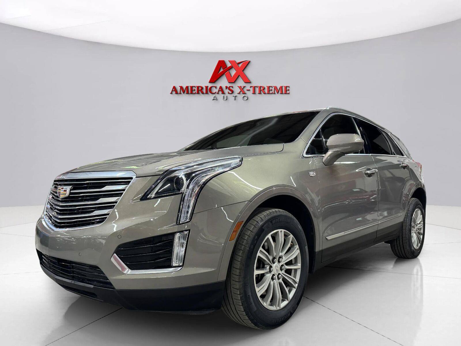 Used 2019 Cadillac XT5 Luxury AWD/4WD image 2