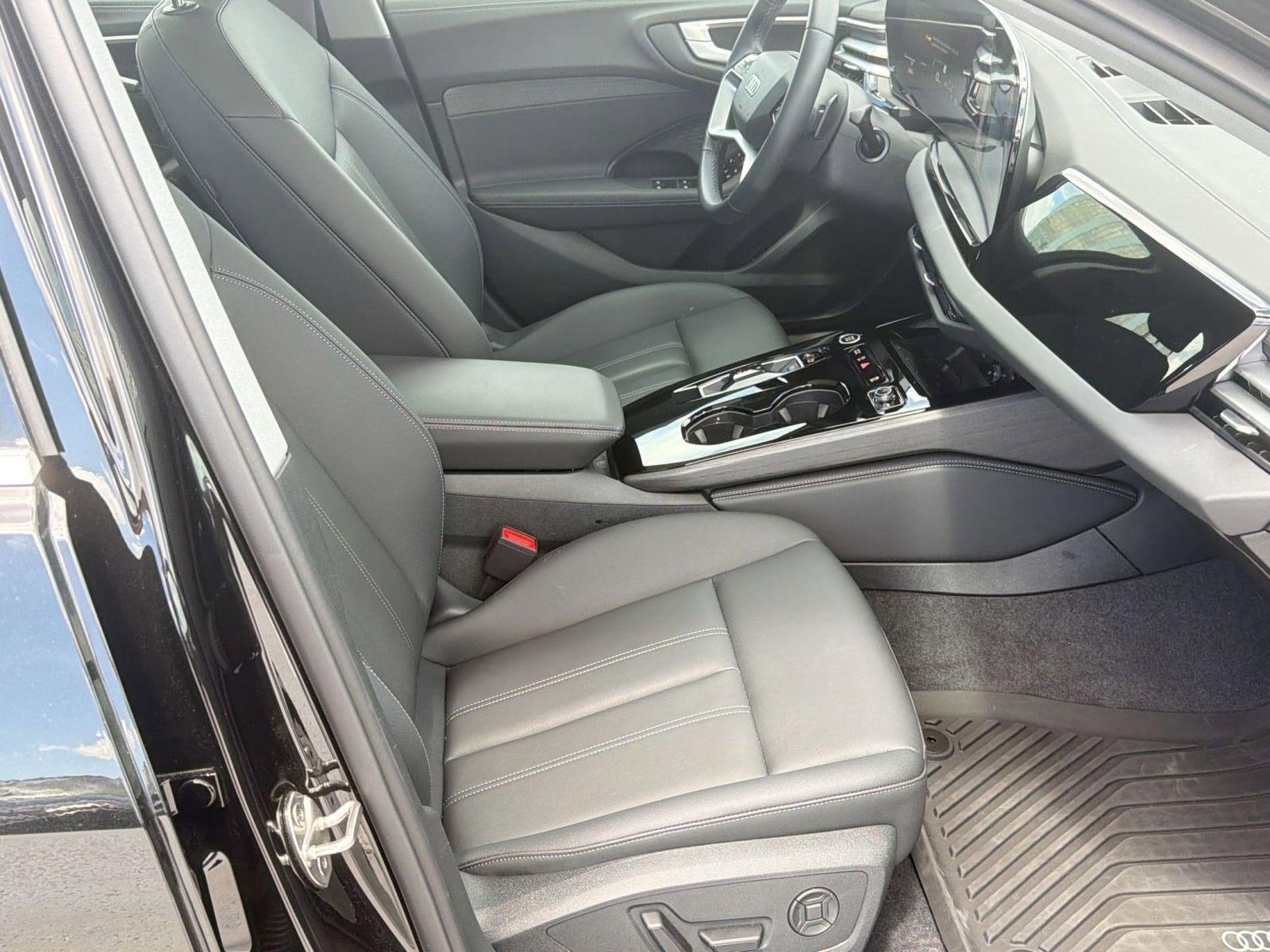 Used 2025 Audi A5 2.0T Premium w/ Convenience Package image 28