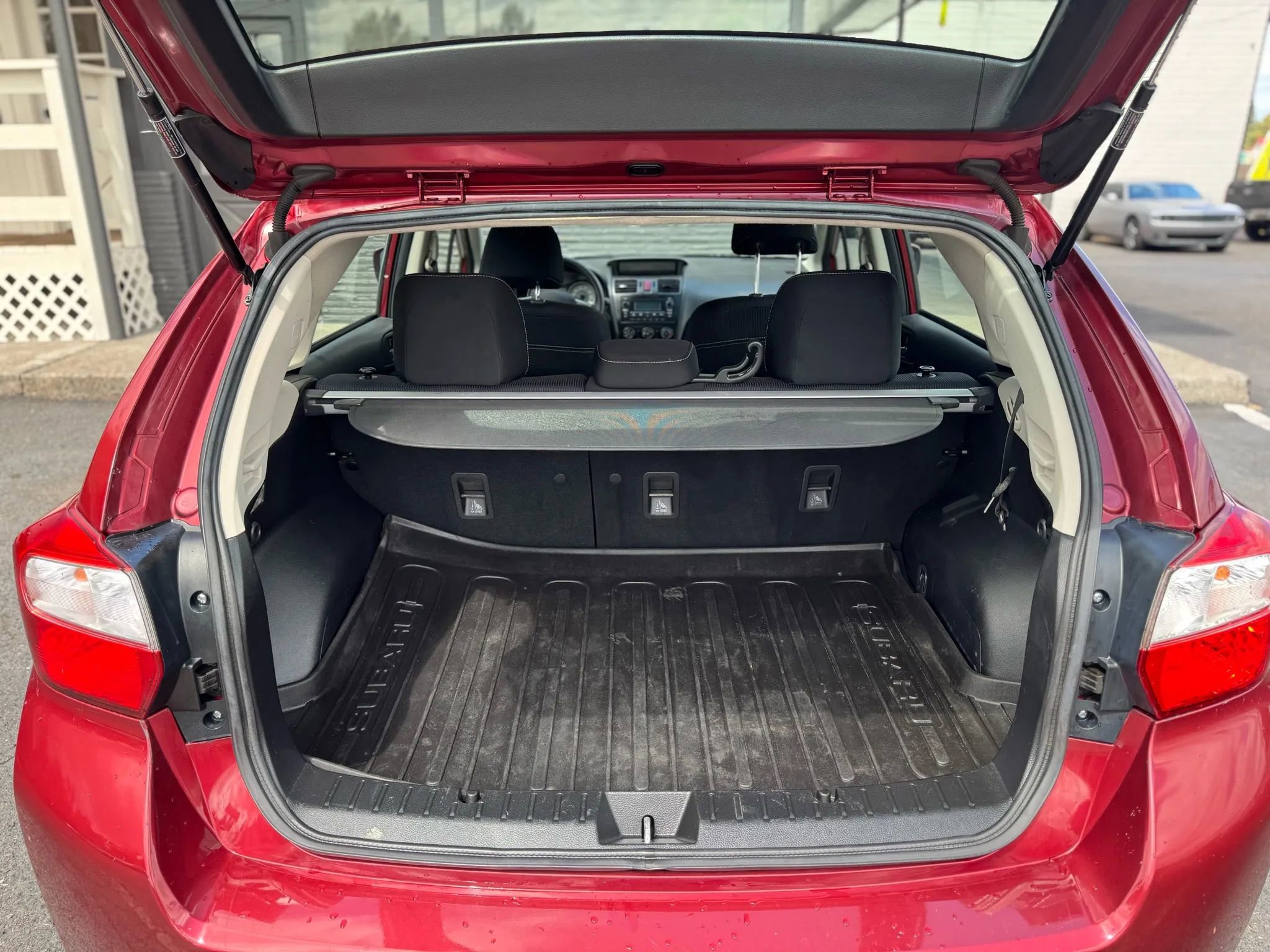 Used 2012 Subaru Impreza 2.0i Sport Premium image 9