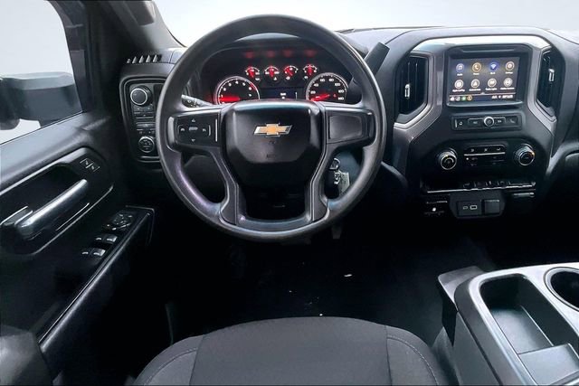 Used 2023 Chevrolet Silverado 2500 Custom w/ Custom Value Package image 10