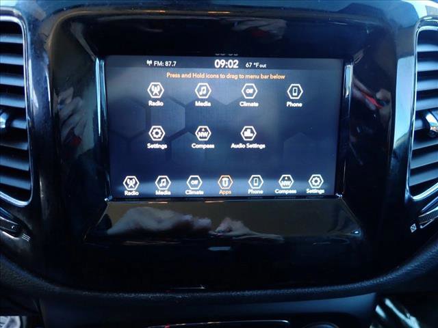 Used 2020 Jeep Compass Latitude FWD image 17