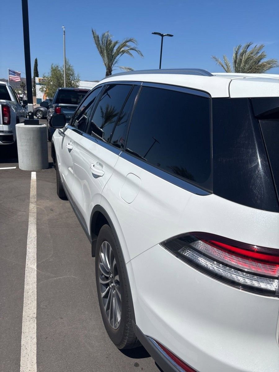 Used 2024 Lincoln Aviator Reserve AWD/4WD image 11