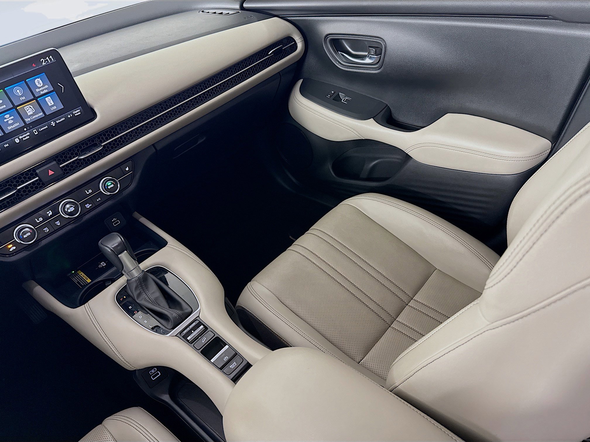 Certified 2023 Honda HR-V EX-L image 28