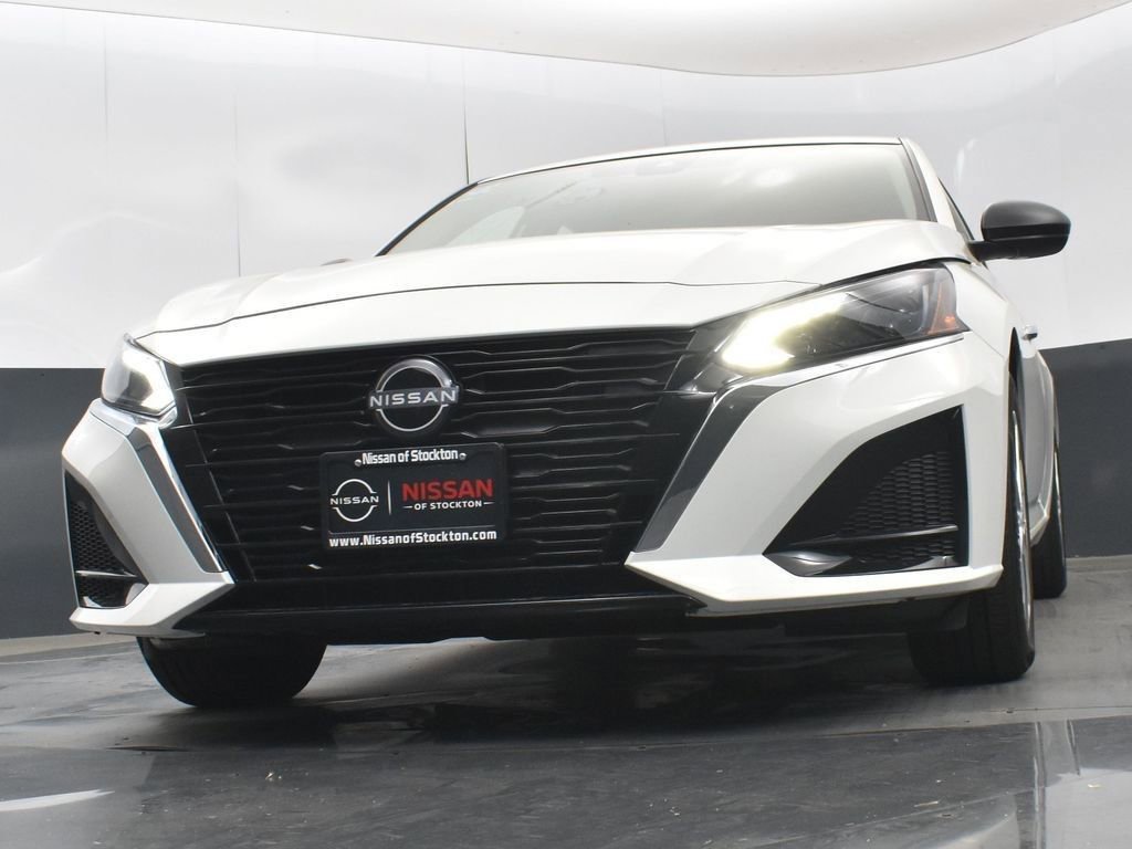 Used 2025 Nissan Altima 2.5 S image 36