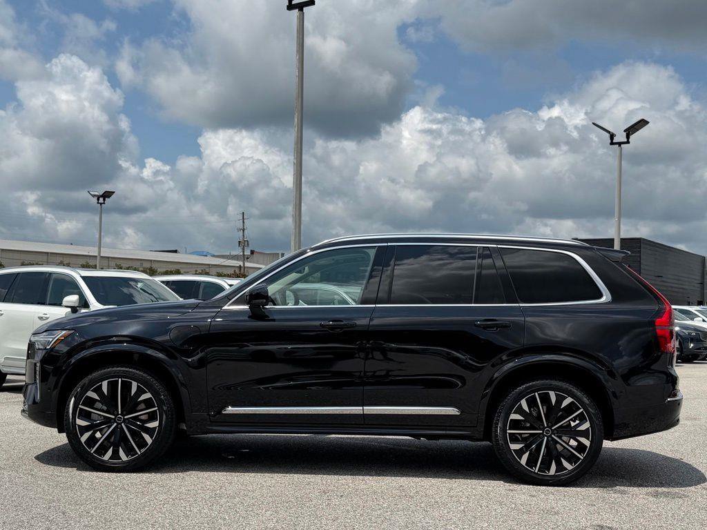 New 2026 Volvo XC90 T8 Ultra w/ Protection Package Premier AWD/4WD image 6