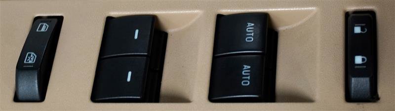 Used 2014 Ford F150 King Ranch w/ King Ranch Luxury Package image 35