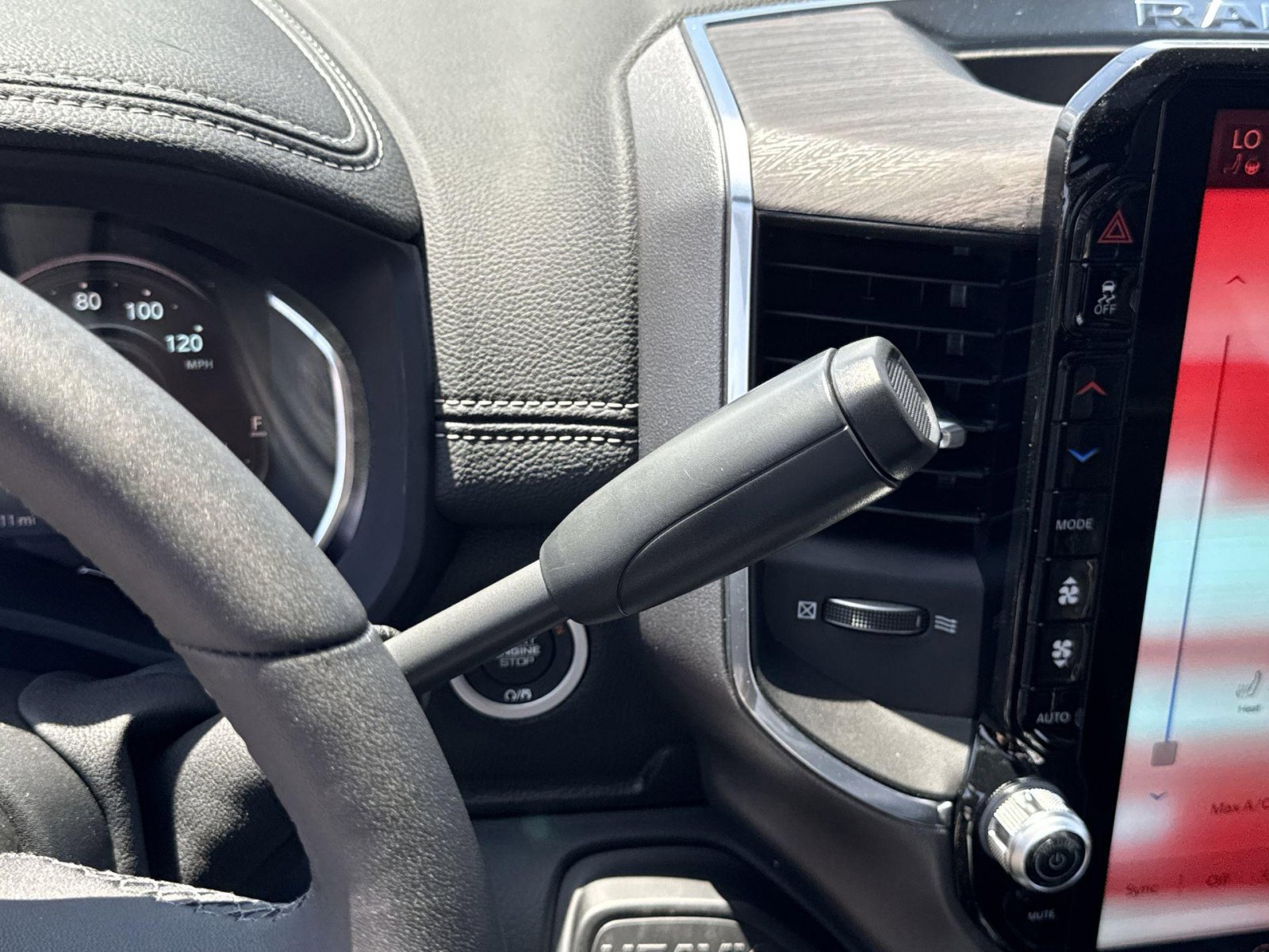 New 2025 RAM 2500 Laramie image 28