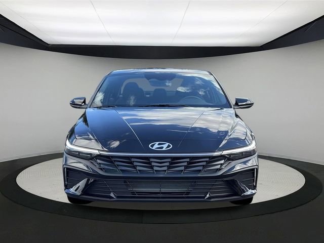 New 2026 Hyundai Elantra Sport w/ Cargo Package FWD image 14