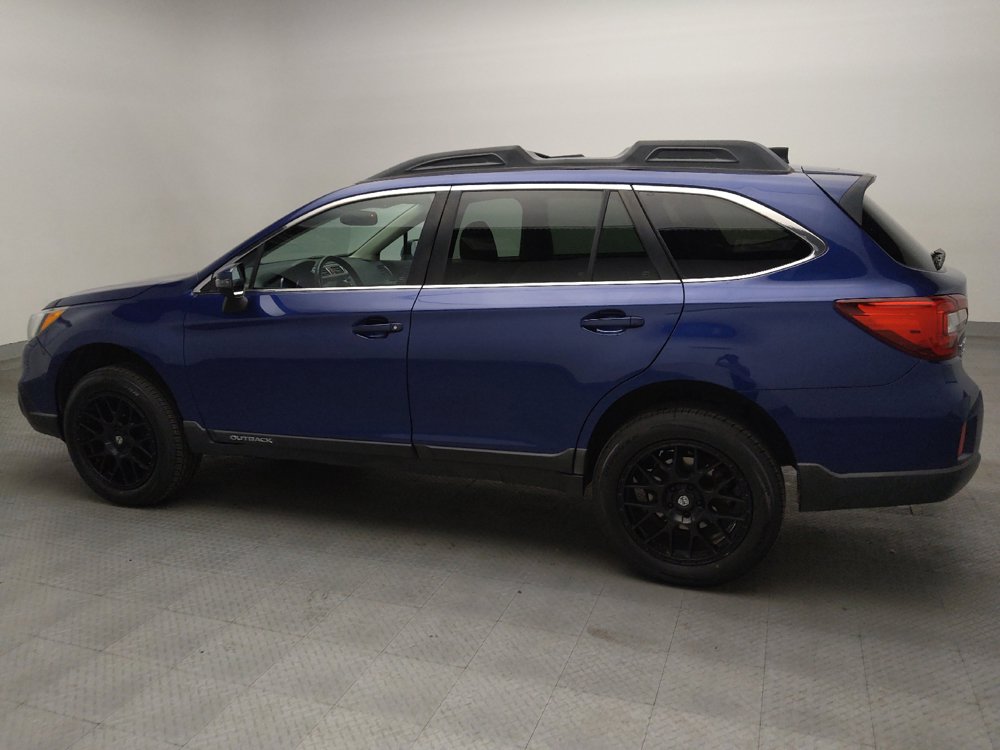 Used 2016 Subaru Outback 2.5i Limited AWD/4WD image 3