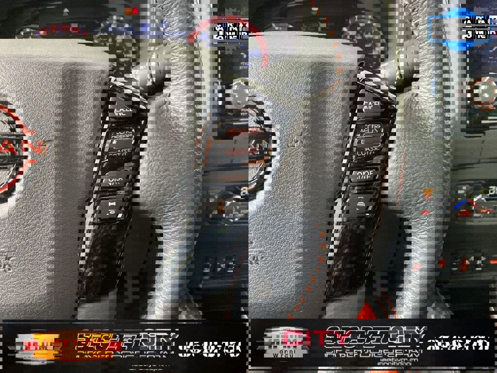 Used 2023 Nissan Frontier PRO-4X w/ Pro-4X Premium Package image 15