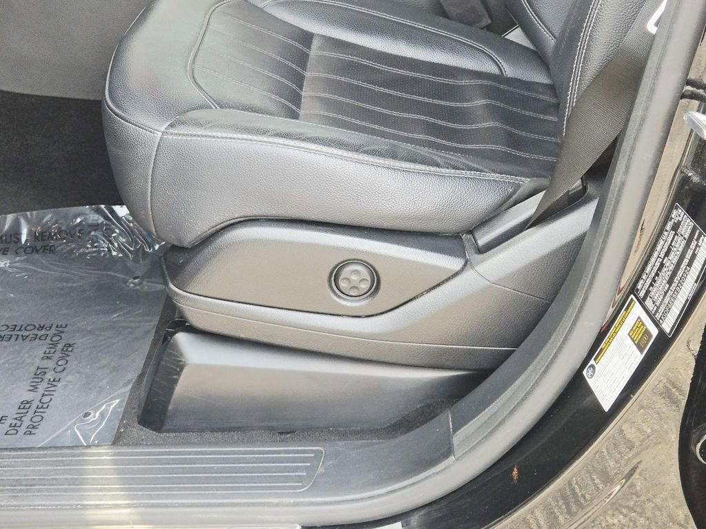 Used 2019 Mercedes-Benz GLS 450 4MATIC image 39