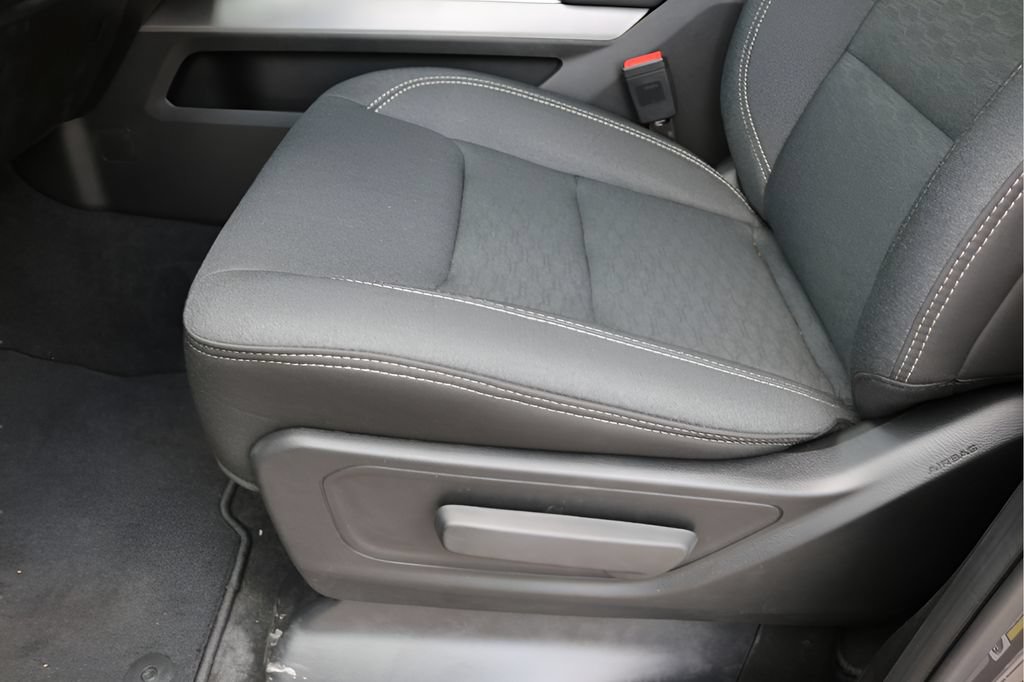 New 2026 RAM 1500 Express AWD/4WD image 12