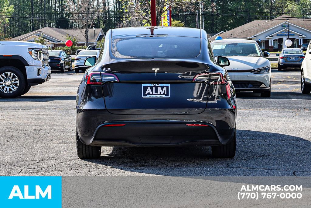 Used 2024 Tesla Model Y Long Range image 12