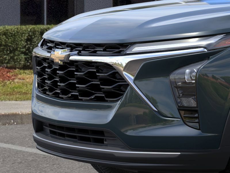 New 2026 Chevrolet Trax LT w/ Sunroof Package FWD image 13