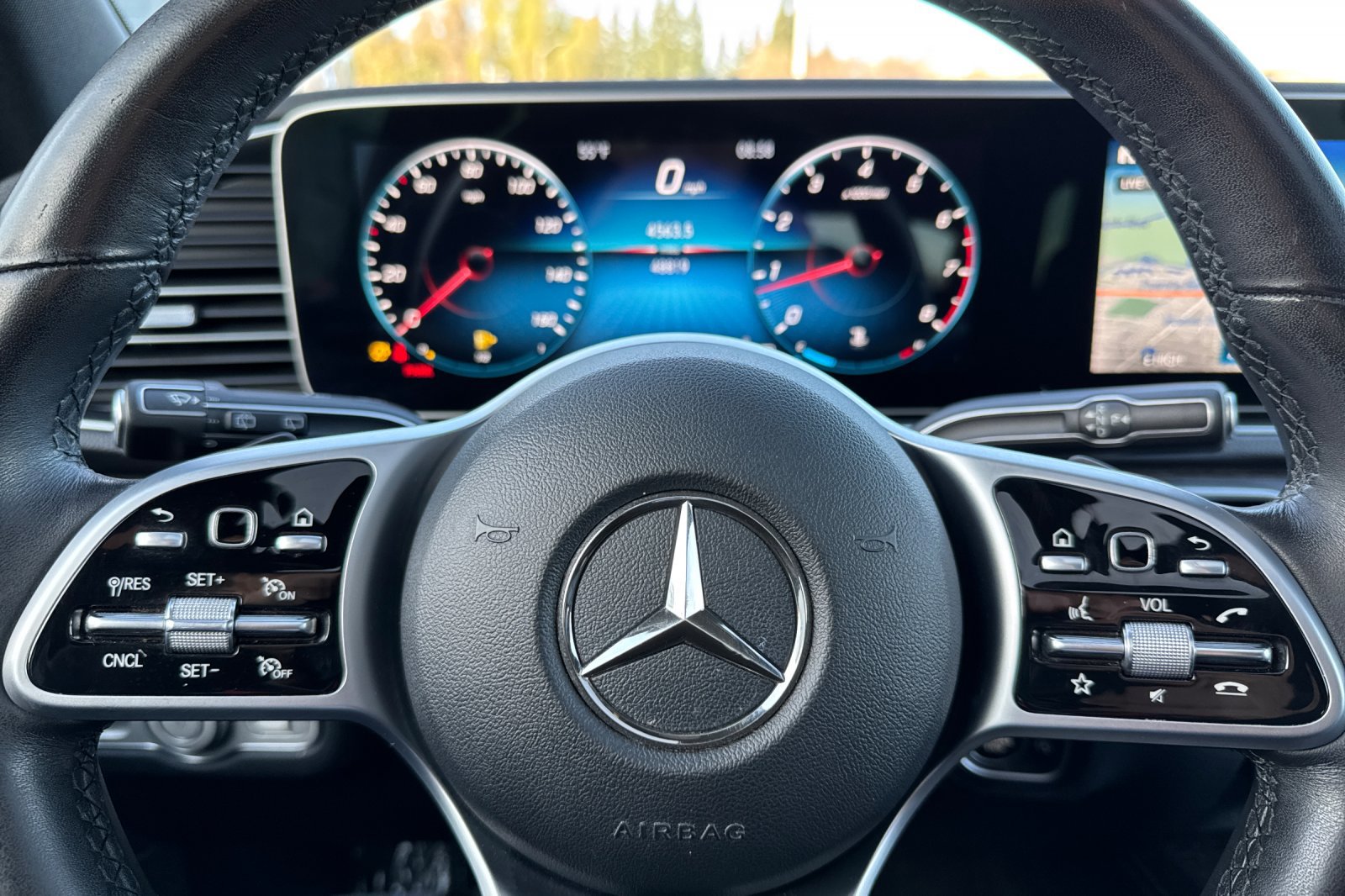 Used 2022 Mercedes-Benz GLE 350 4MATIC image 24