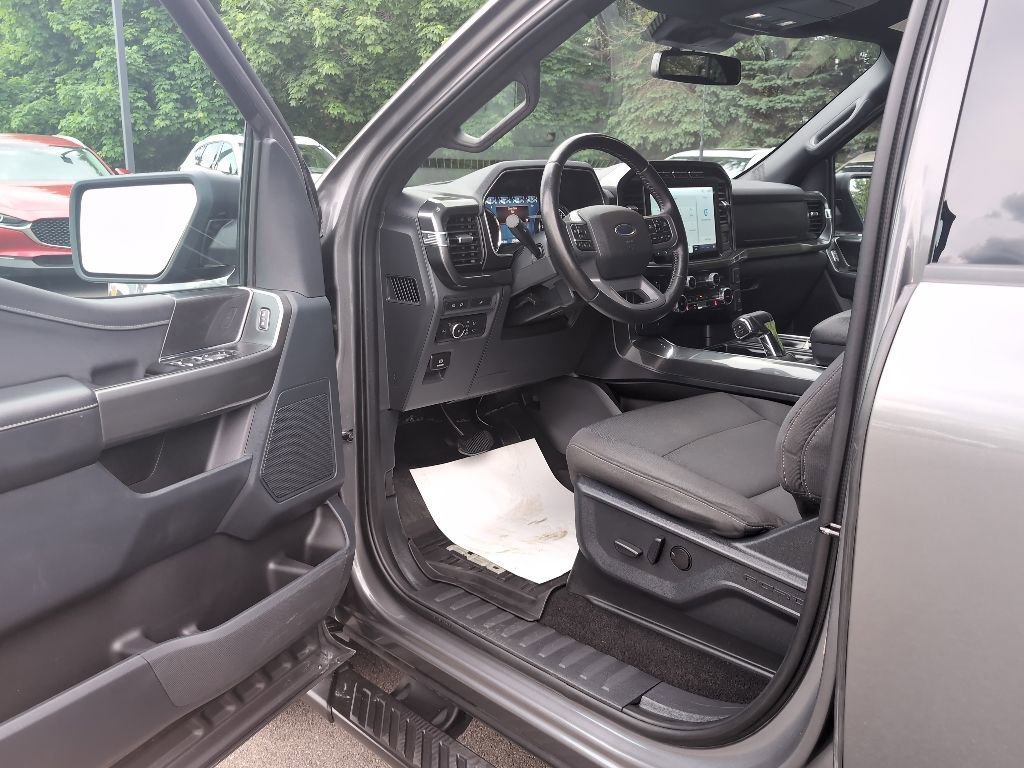 Used 2022 Ford F150 XLT w/ Equipment Group 302A High AWD/4WD image 13