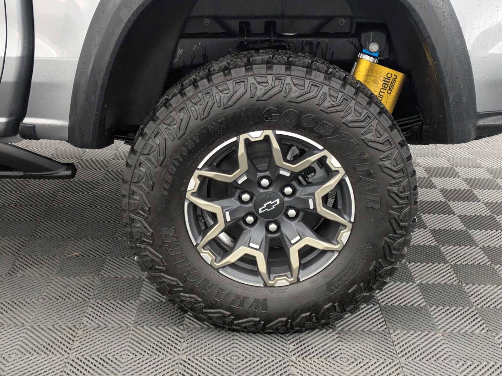 New 2026 Chevrolet Colorado ZR2 w/ Technology Package image 15