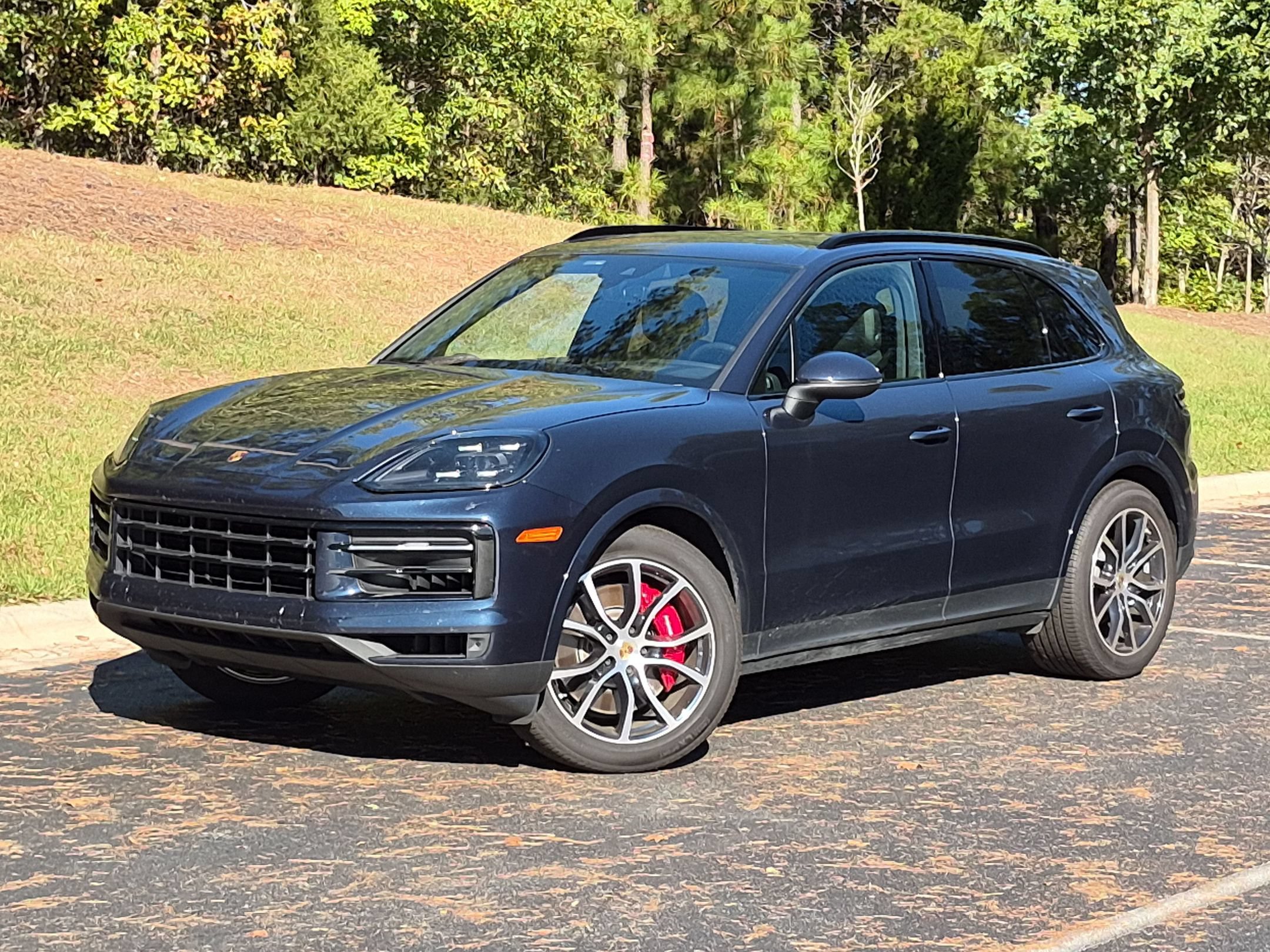 Certified 2024 Porsche Cayenne S AWD/4WD image 1