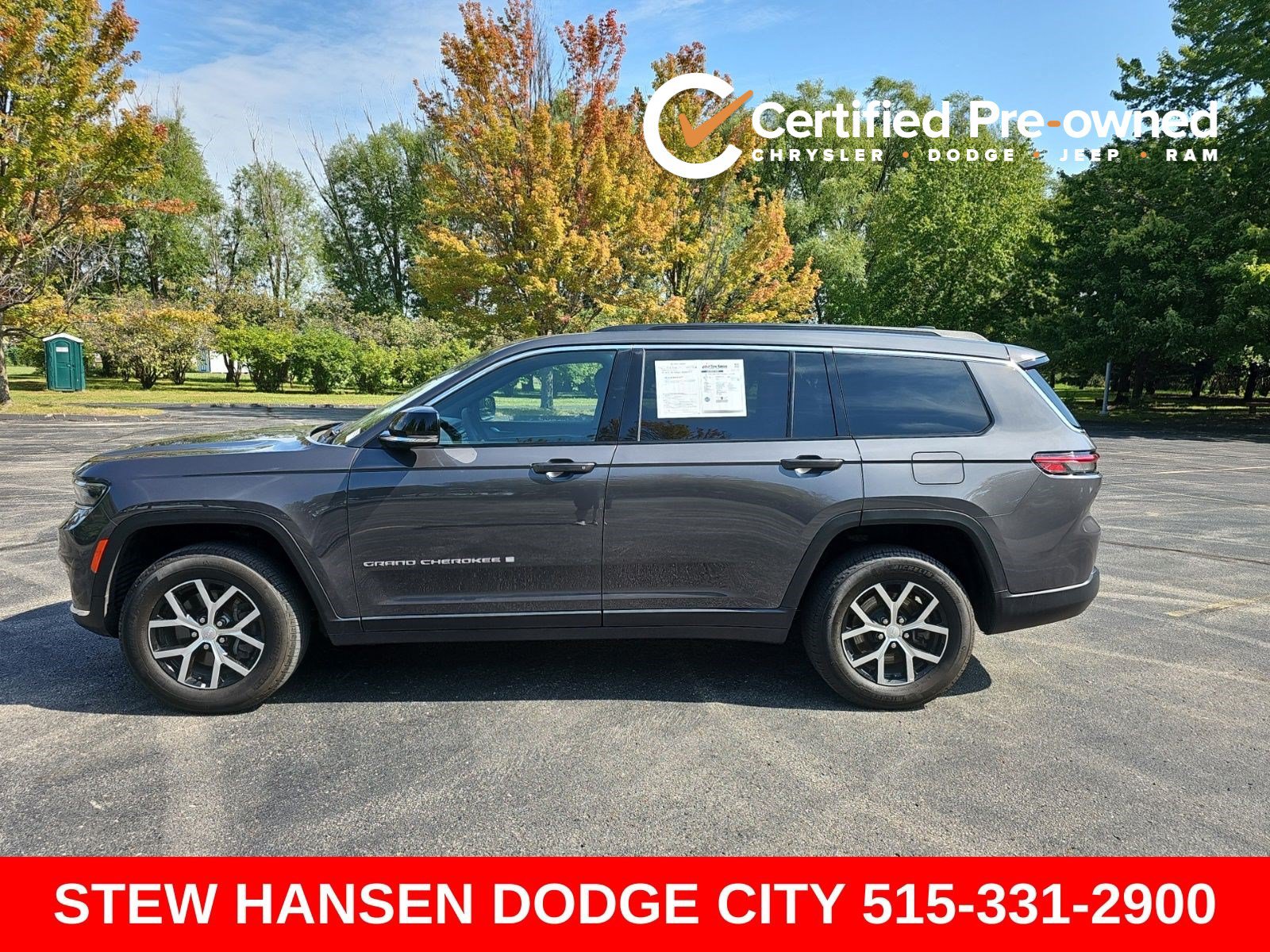 Used 2024 Jeep Grand Cherokee L Limited AWD/4WD image 1