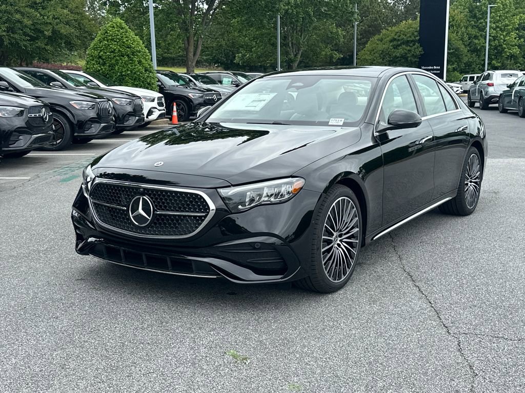 New 2026 Mercedes-Benz E 450 4MATIC Sedan image 3