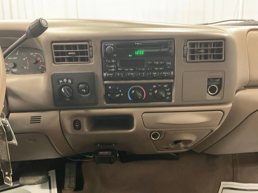 Used 2004 Ford F350 Lariat image 20