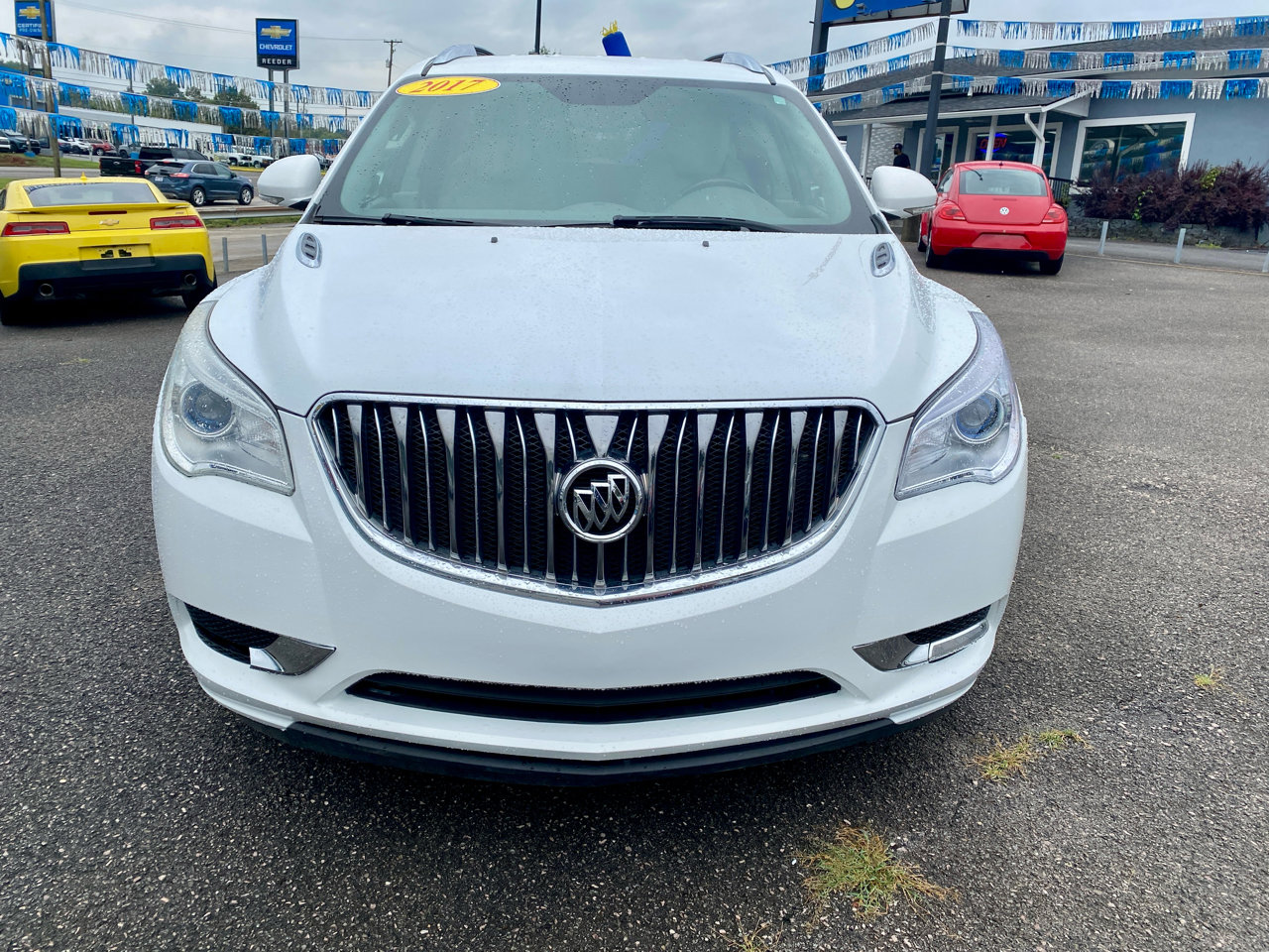 Used 2017 Buick Enclave Leather image 2