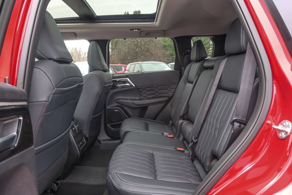 New 2026 Mitsubishi Outlander SEL AWD/4WD image 22