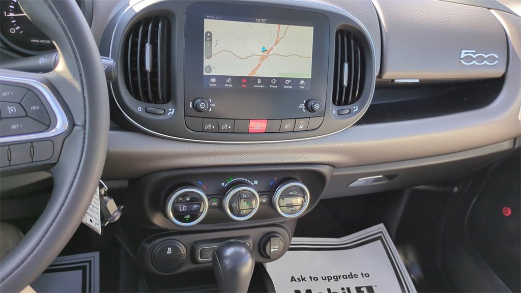 Used 2018 FIAT 500L Lounge image 17