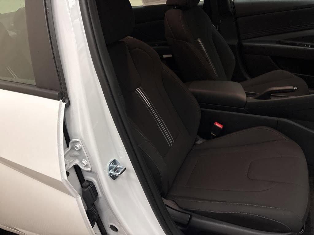 Certified 2026 Hyundai Elantra Sport FWD image 17