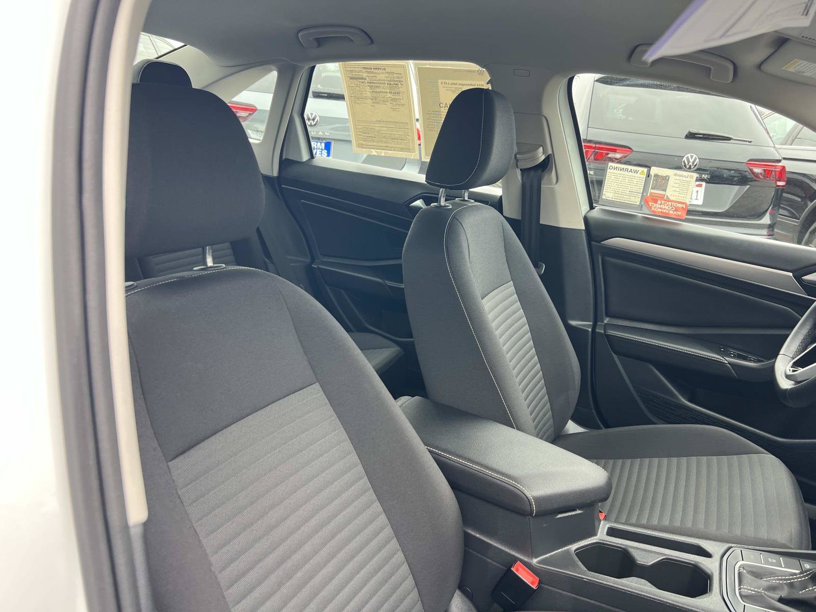 Certified 2024 Volkswagen Jetta S FWD image 28