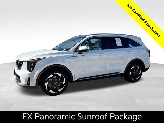 Certified 2025 Kia Sorento EX w/ EX Panoramic Sunroof Package image 1