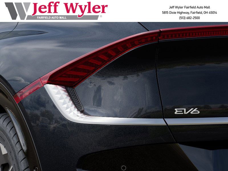 New 2025 Kia EV6 Light w/ Light LR Technology Package image 12